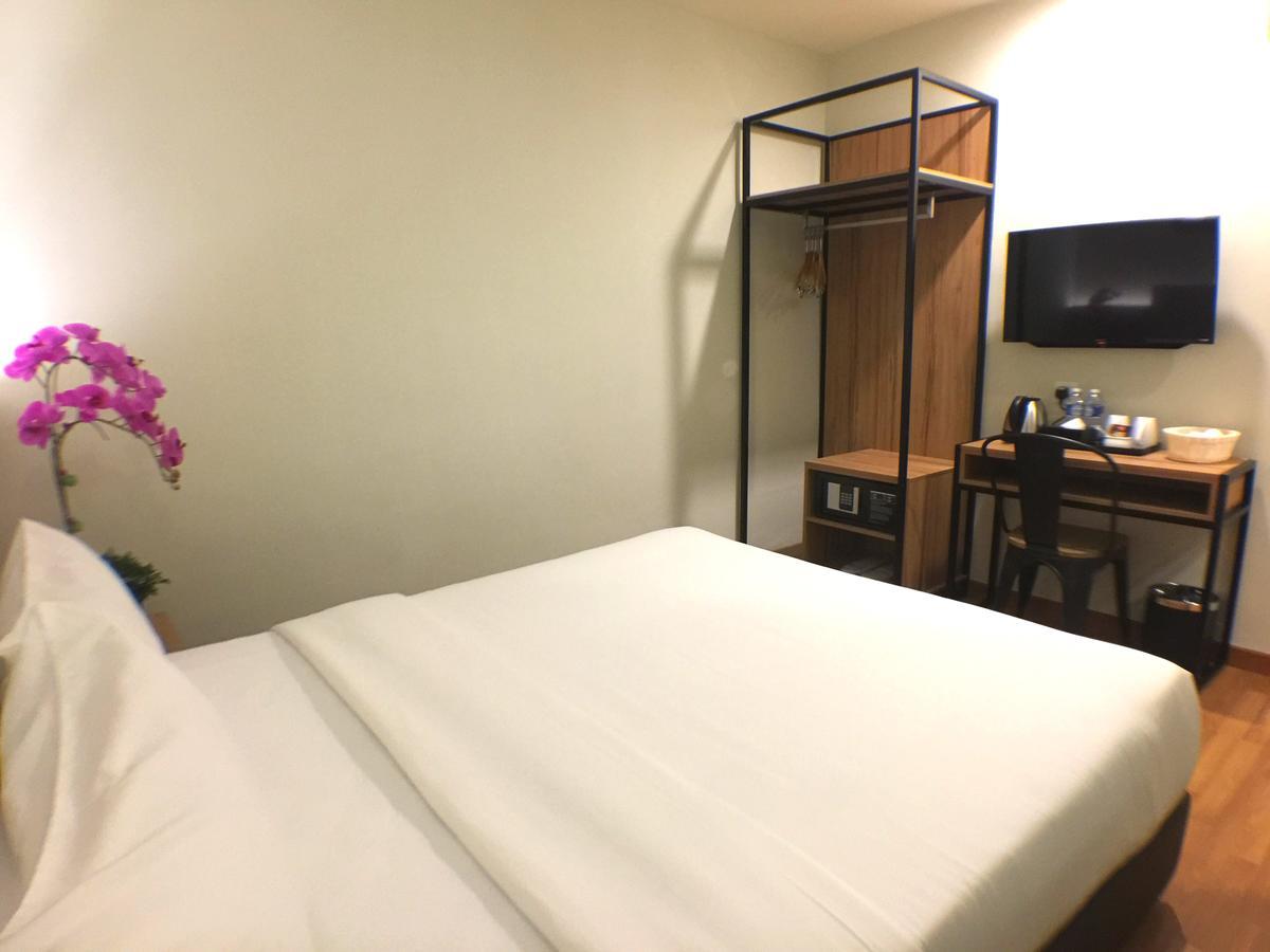 Big M Hotel